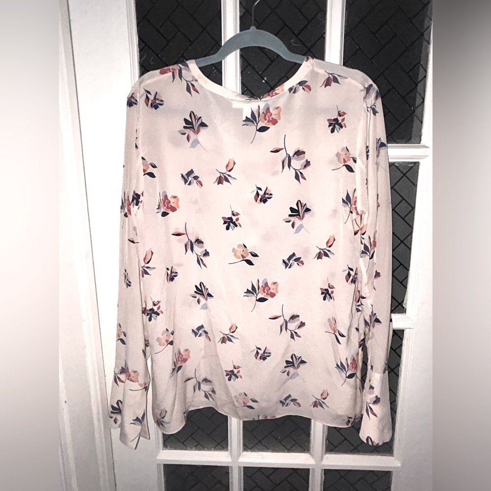 Emerson Rose Silk Top Floral Long Sleeves Size Large Cream Pink Pretty Pullover - Picture 2 of 9